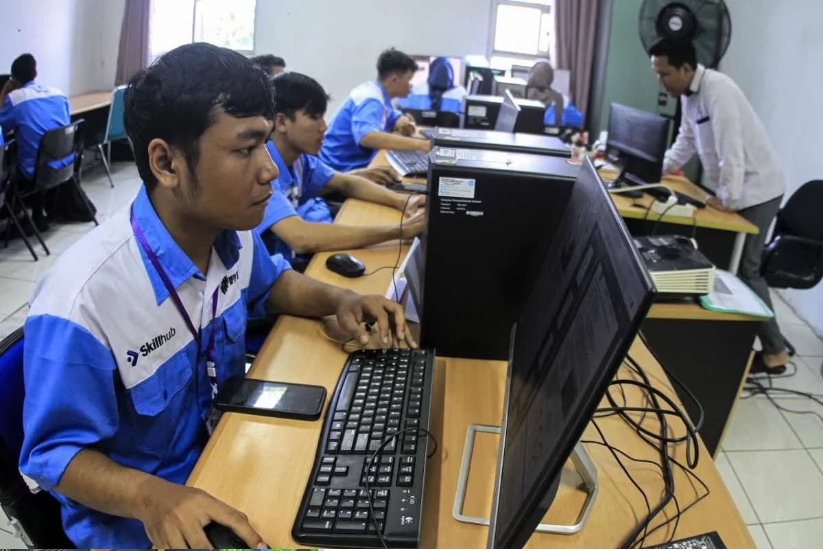 Kadin Ungkap Tiga Pertimbangan Investor Asing di RUU Perlindungan Ketenagakerjaan