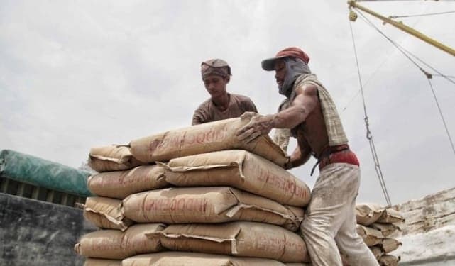 Kadin Respons Tuntutan Buruh UMP 2027 Naik hingga 9,5 Persen