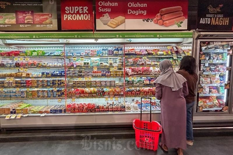 Konsumsi Masyarakat Lesu, Kadin Singgung Kepastian Kebijakan Ekonomi